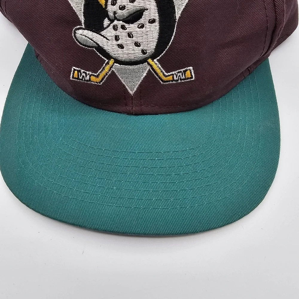 Vintage Anaheim Mighty Ducks Logo 7 NHL Snapback Hat Cap Blockhead Logo Disney